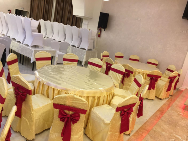 MASA SANDALYE GİYDİRME